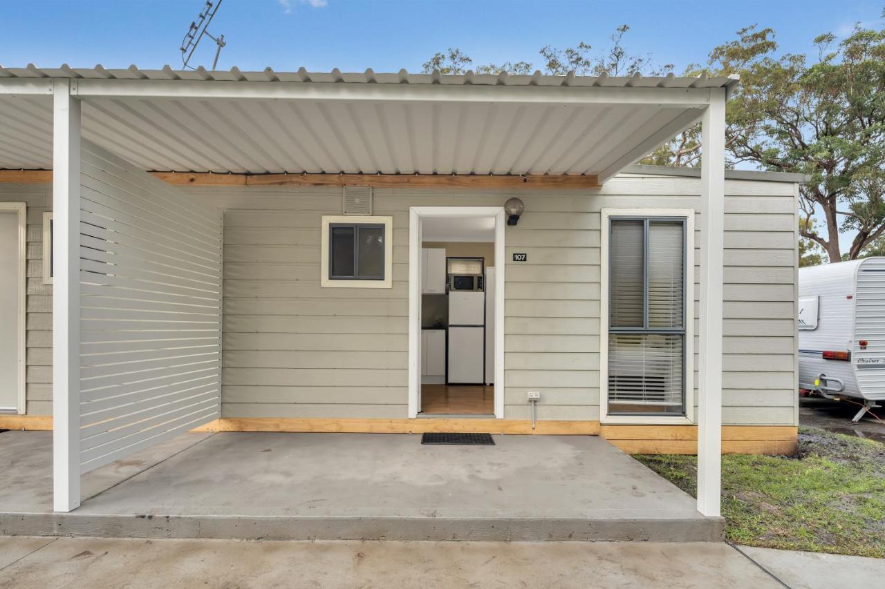 Mannering Park Ingenia Holidays Lake Macquarie מראה חיצוני תמונה