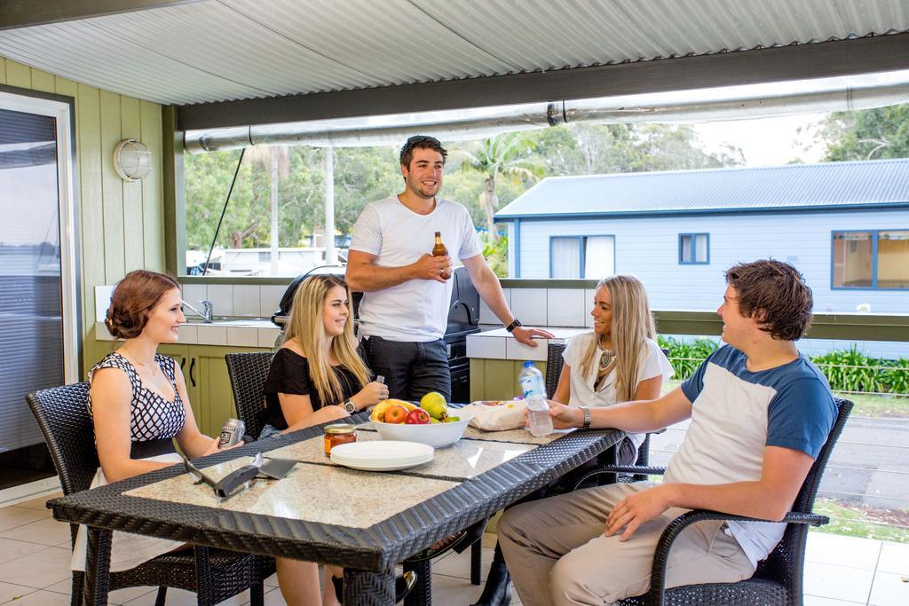 Mannering Park Ingenia Holidays Lake Macquarie מראה חיצוני תמונה