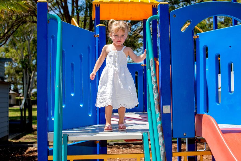 Mannering Park Ingenia Holidays Lake Macquarie מראה חיצוני תמונה