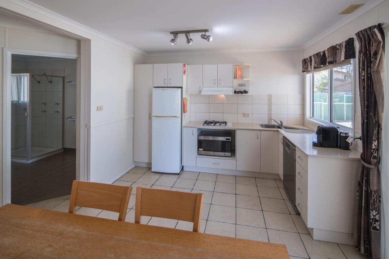 Mannering Park Ingenia Holidays Lake Macquarie מראה חיצוני תמונה